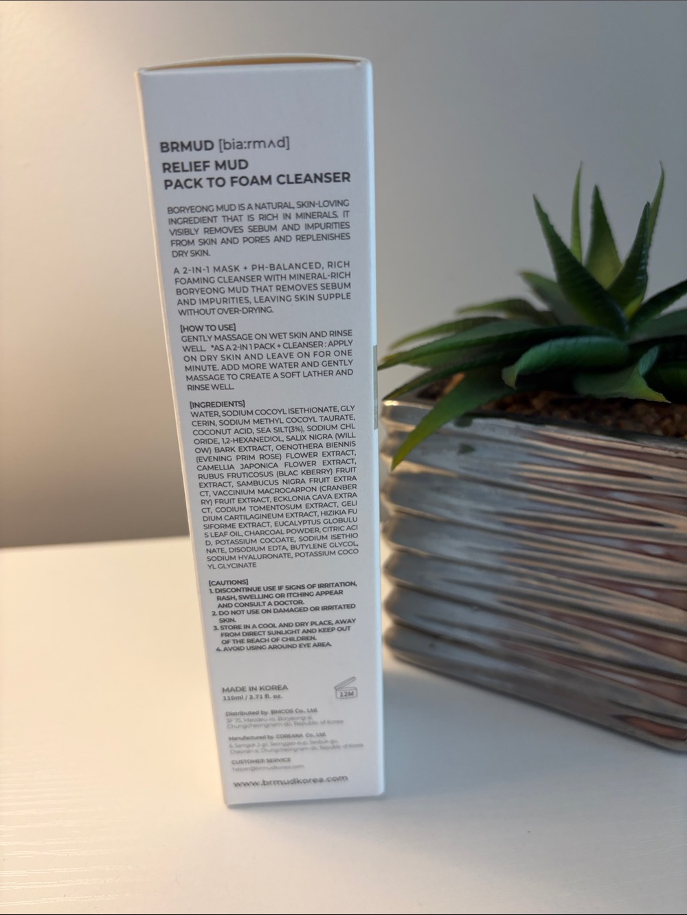 Relief Mud Pack-to-Foam Cleanser — White - Picture 2 of 3